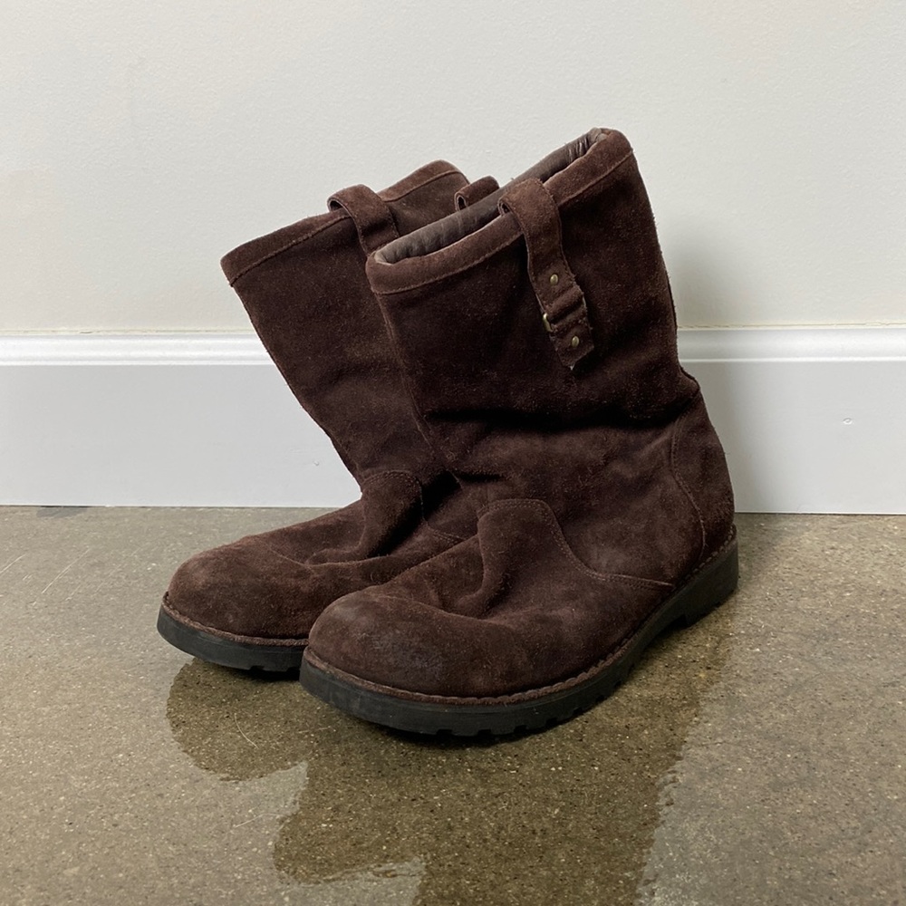 UGG boots. No slip tread dark brown shearling lined